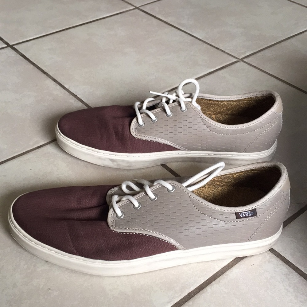 Brown and tan men’s vans - Picture 4 of 4